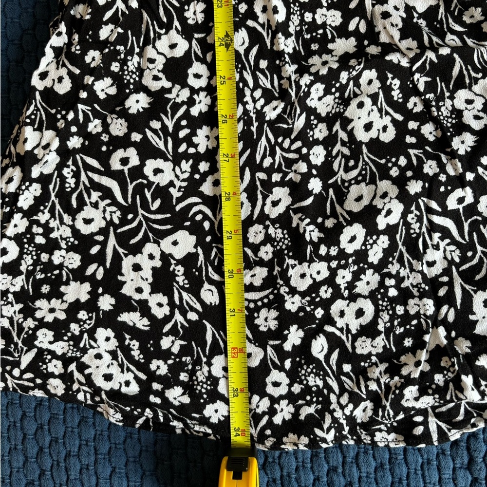 Banana Republic Floral Wrap Dress - Picture 6 of 10